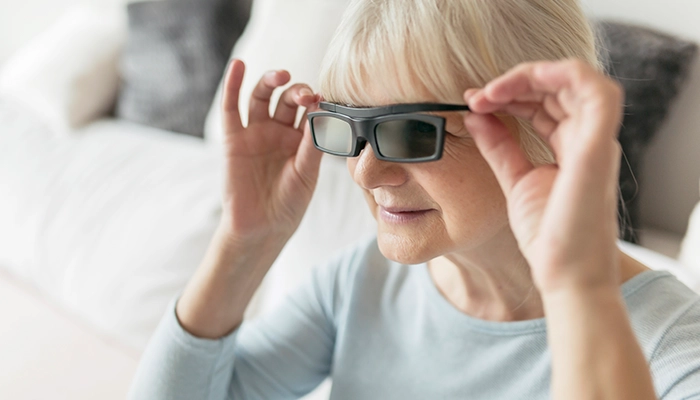 Outdoor protection to do after cataract surgery