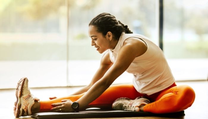 https://assets.livlong.com/ll-media-content/2022/02/Stretching.jpg